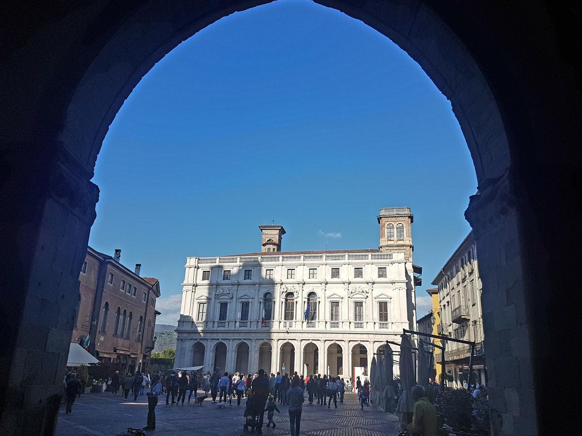 Donizetti Royal Hotel Bergamo Exterior photo