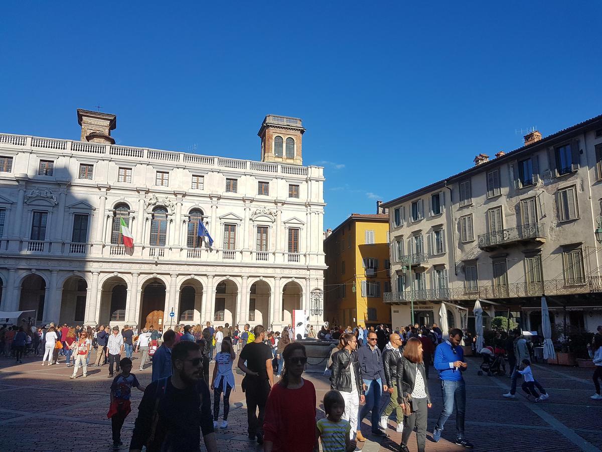 Donizetti Royal Hotel Bergamo Exterior photo